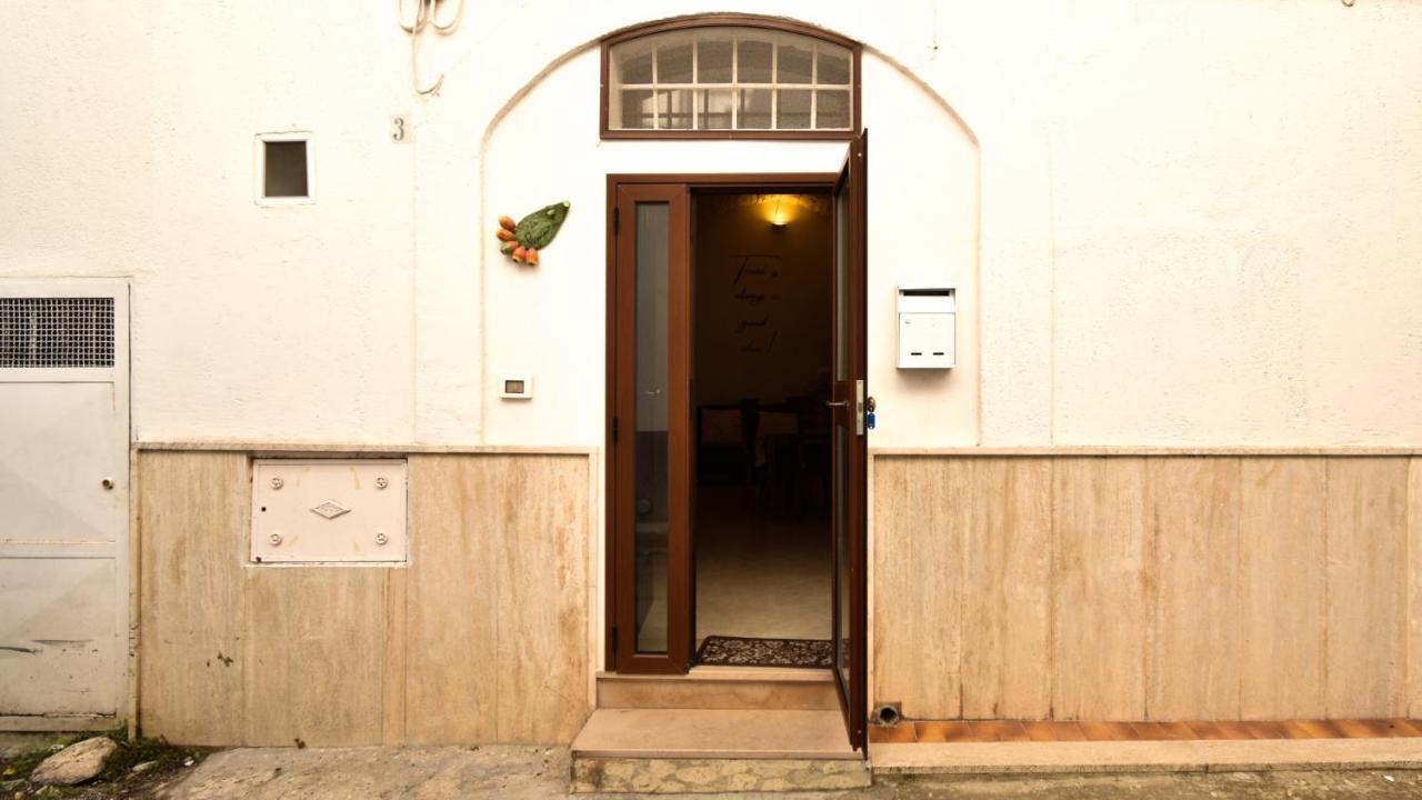 Da Pasqualina By Typney Apartment Ostuni Bagian luar foto